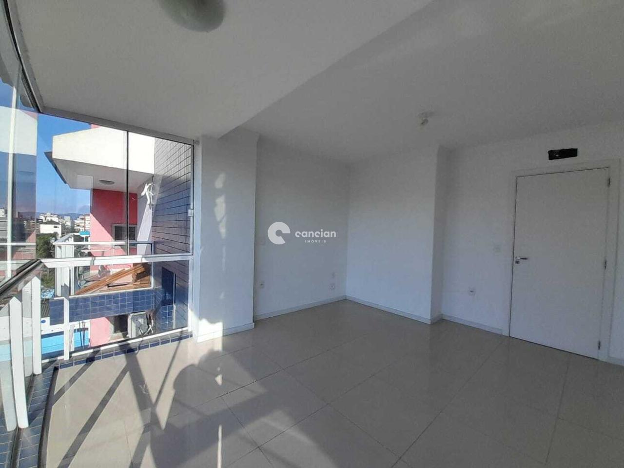 Cobertura à venda no Camobi: 