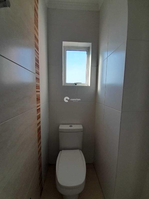 Cobertura à venda no Camobi: 