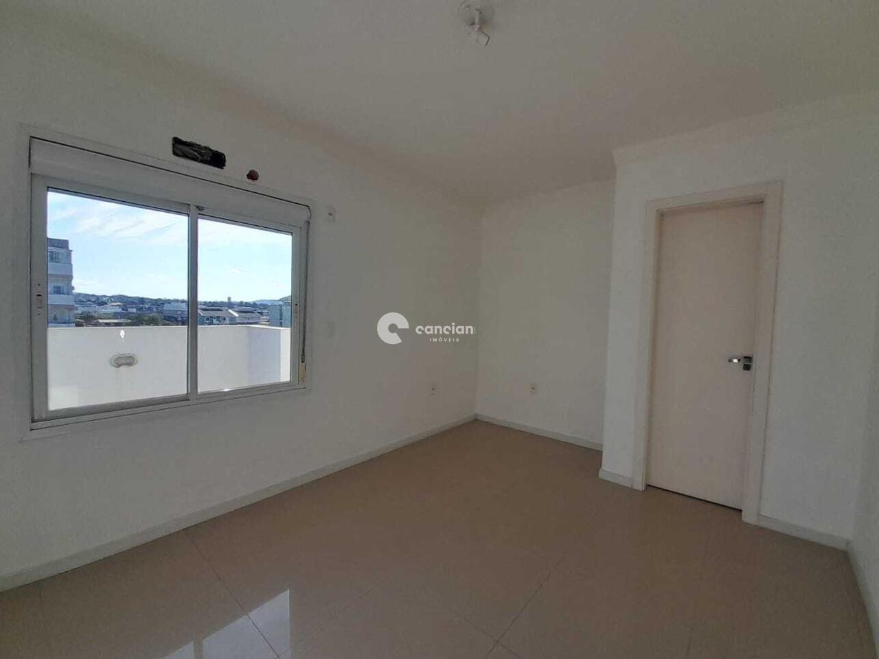 Cobertura à venda no Camobi: 