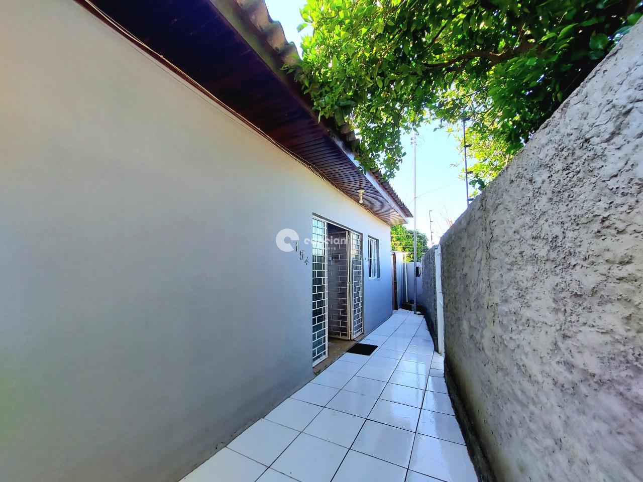 Casa à venda no Camobi: