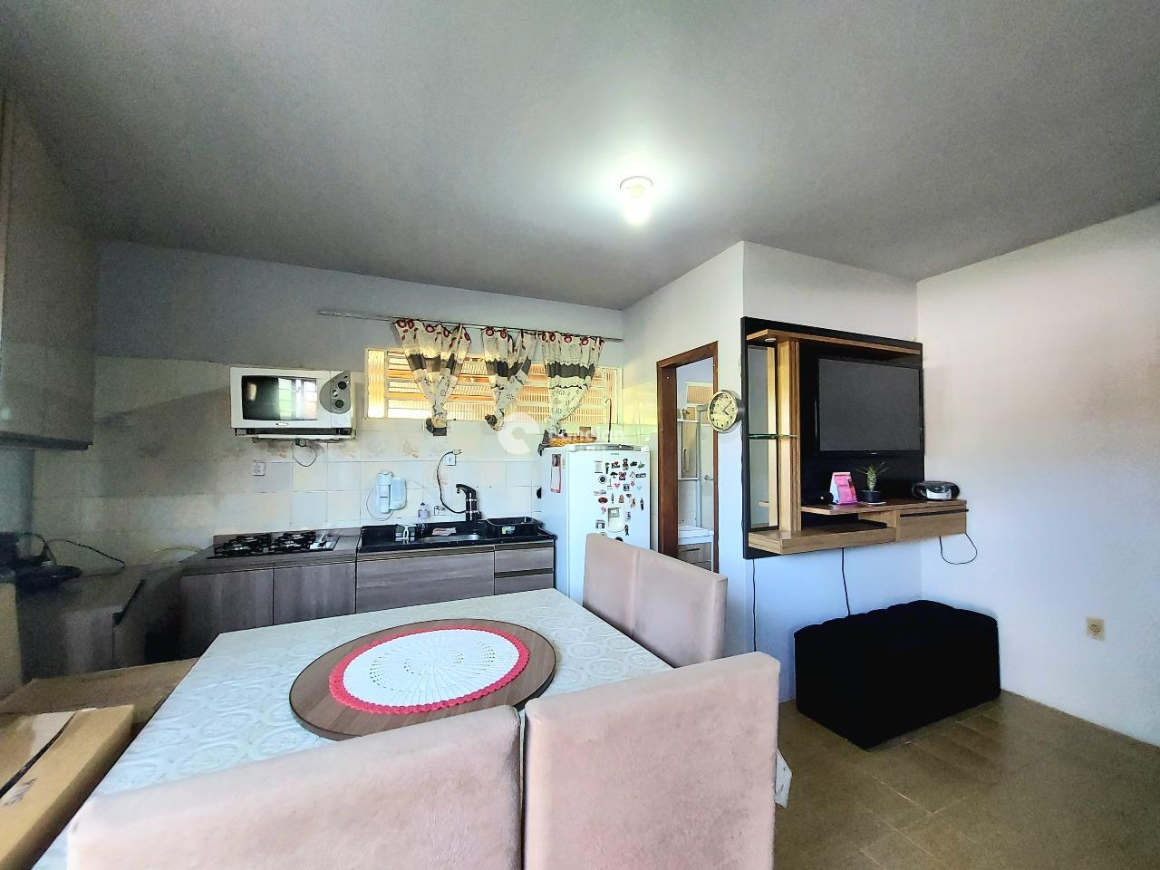 Casa à venda no Camobi: