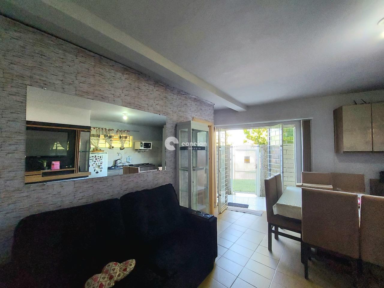 Casa à venda no Camobi: