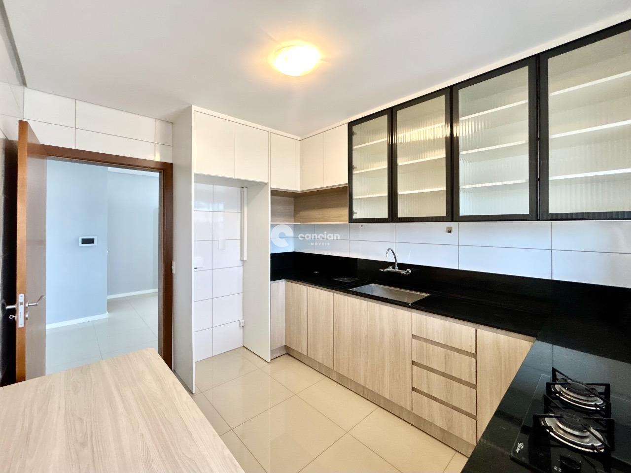 Apartamento à venda no Camobi: 