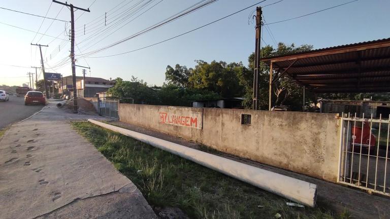 Terreno à venda no Camobi: 