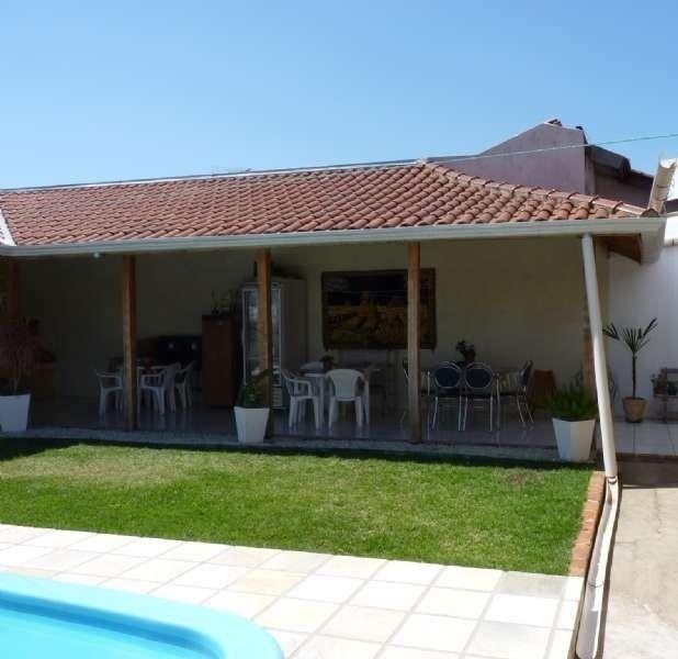 Casa à venda no Camobi: 