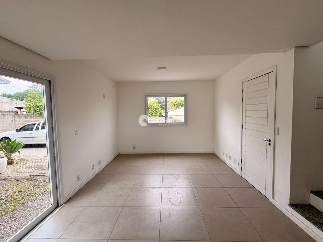 Casa de Condomínio à venda no Tomazetti: 