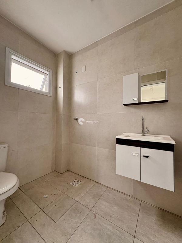 Casa de Condomínio à venda no Tomazetti: 