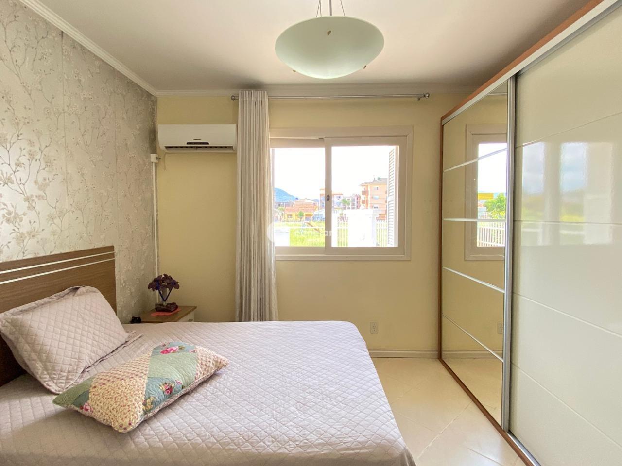 Casa à venda no Camobi: 