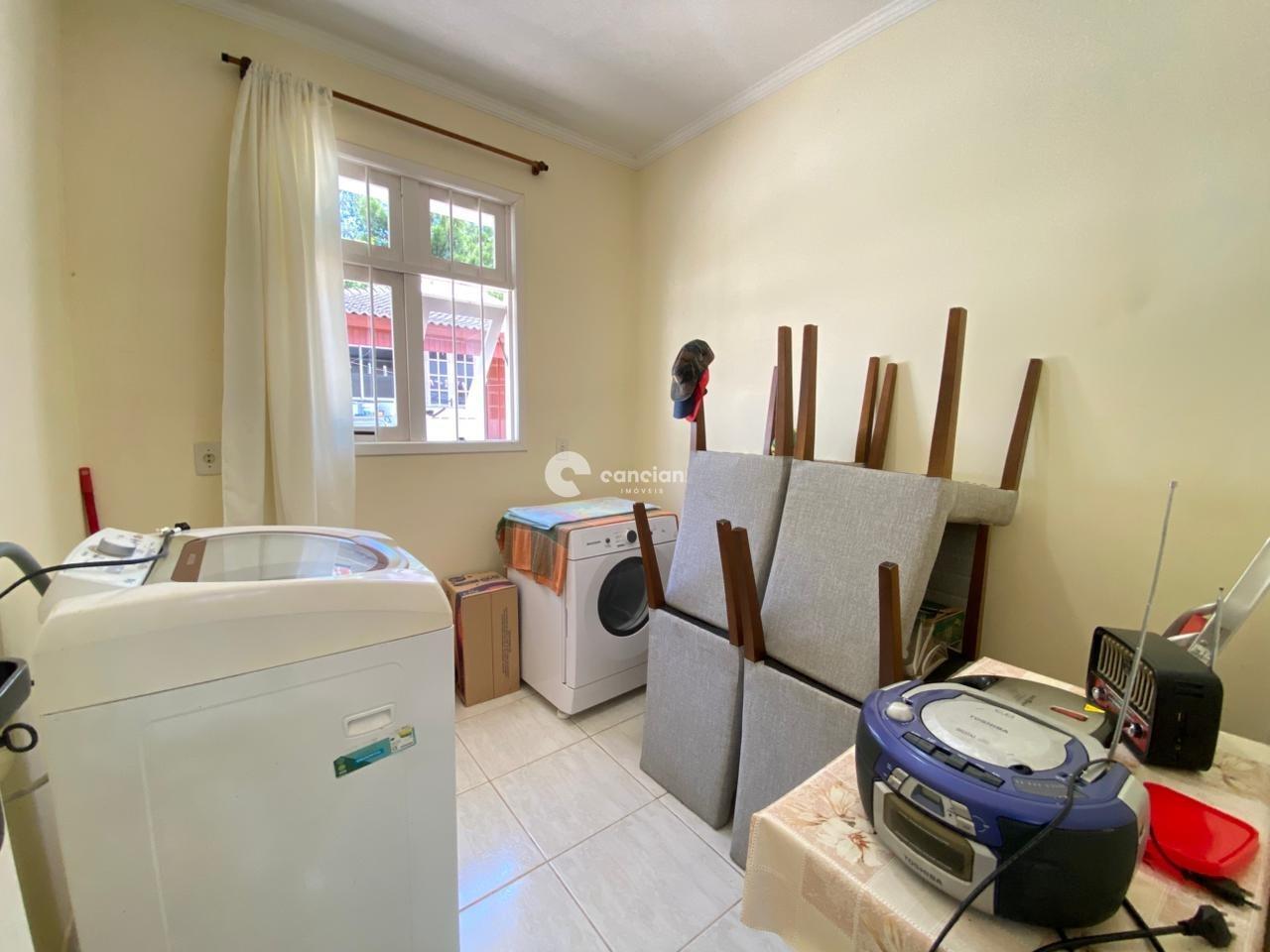 Casa à venda no Camobi: 