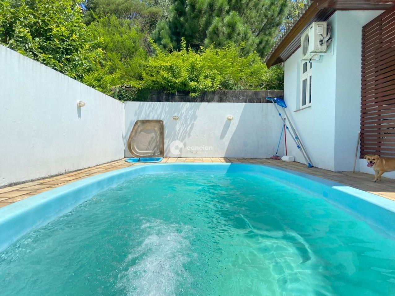 Casa à venda no Camobi: 