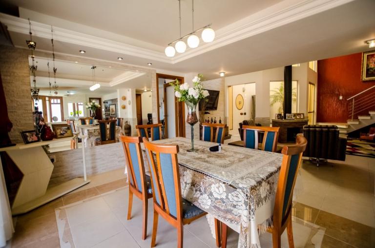 Casa à venda no Nossa Senhora Medianeira: