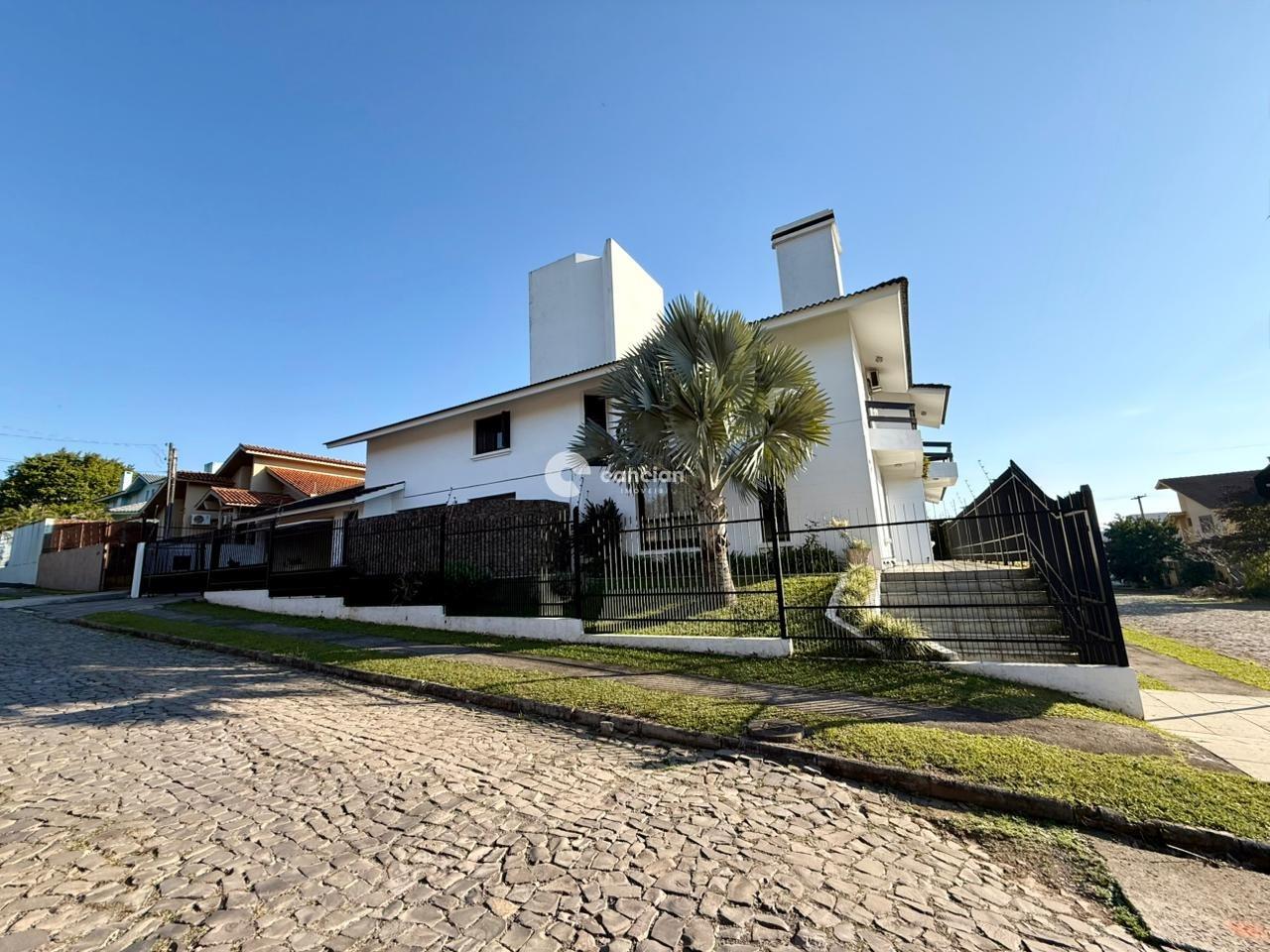 Casa à venda no Camobi: