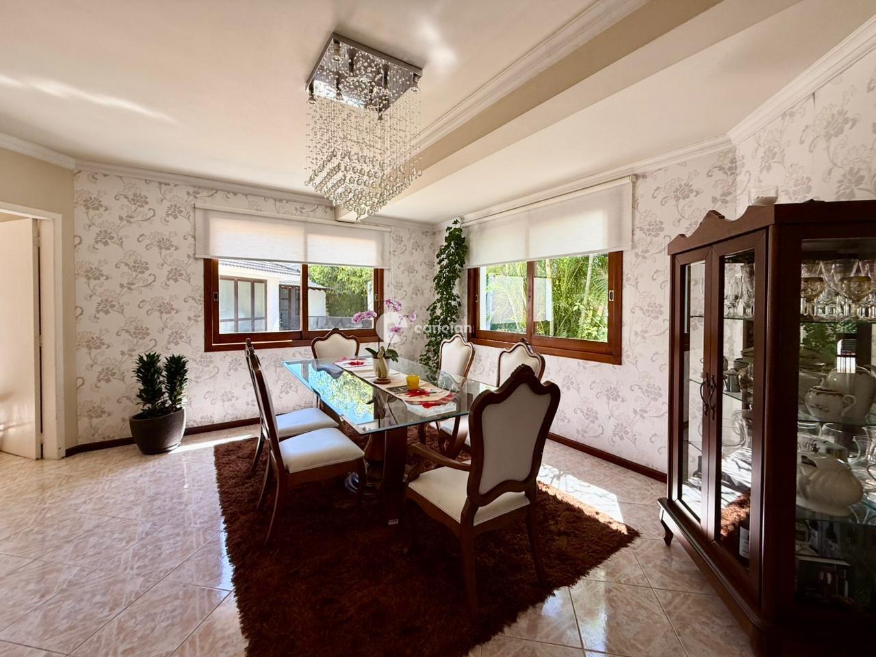 Casa à venda no Camobi: