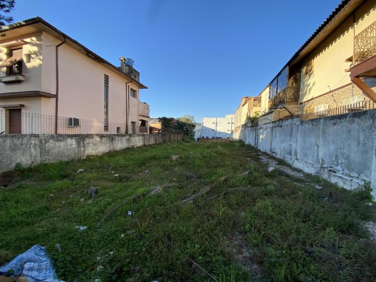 Terreno à venda no Centro: 