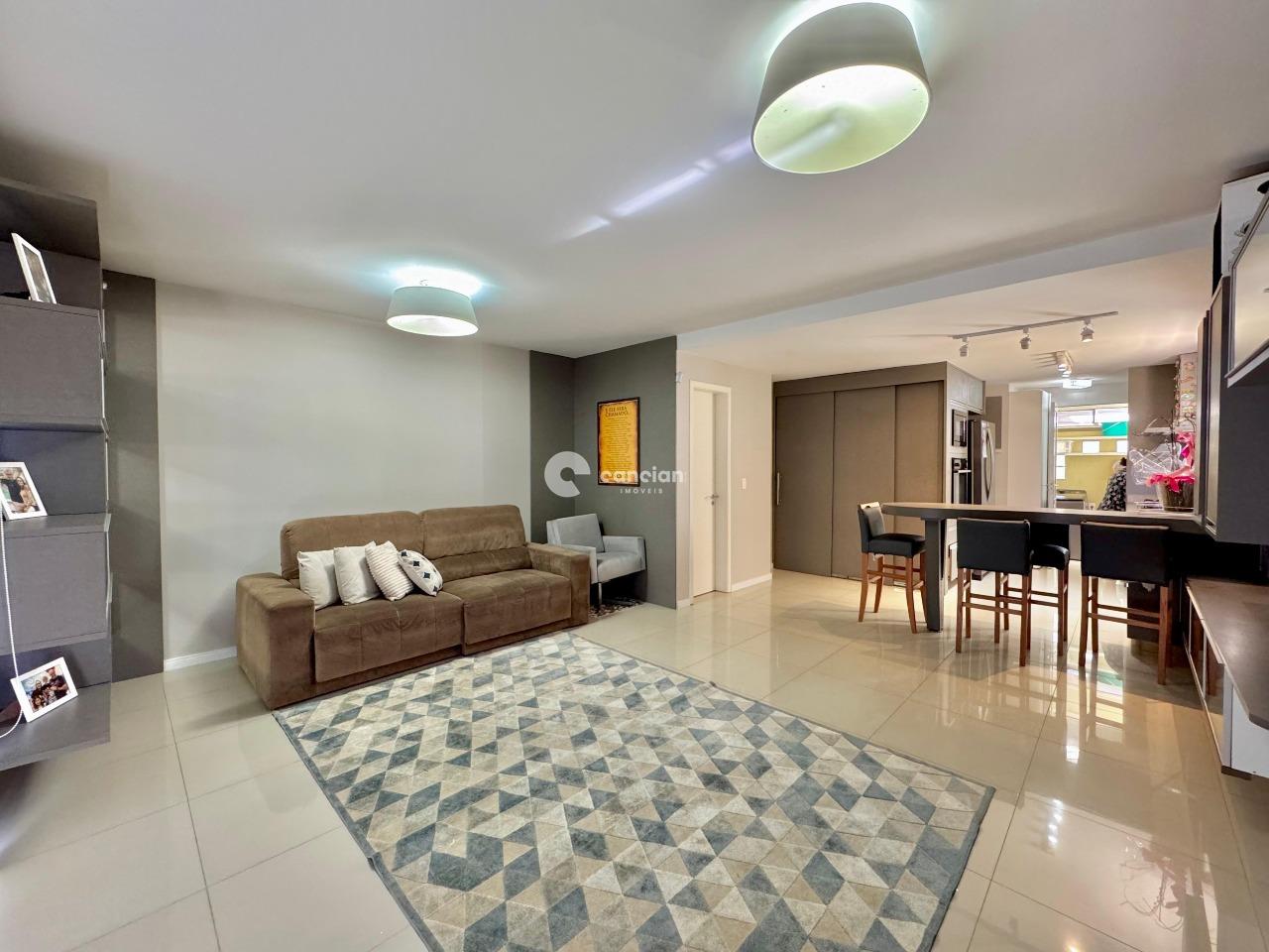 Casa de Condomínio à venda no São José: 