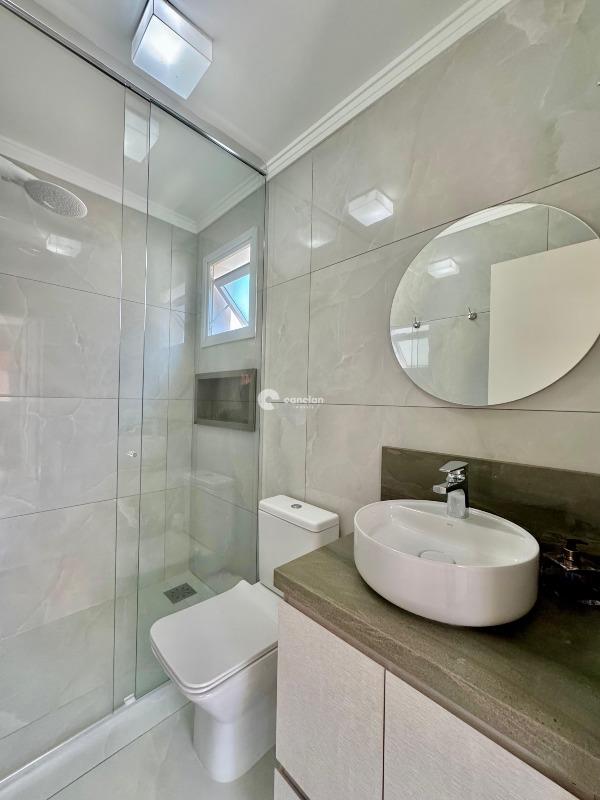 Casa de Condomínio à venda no São José: 