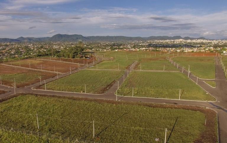 Terreno à venda no Pinheiro Machado: