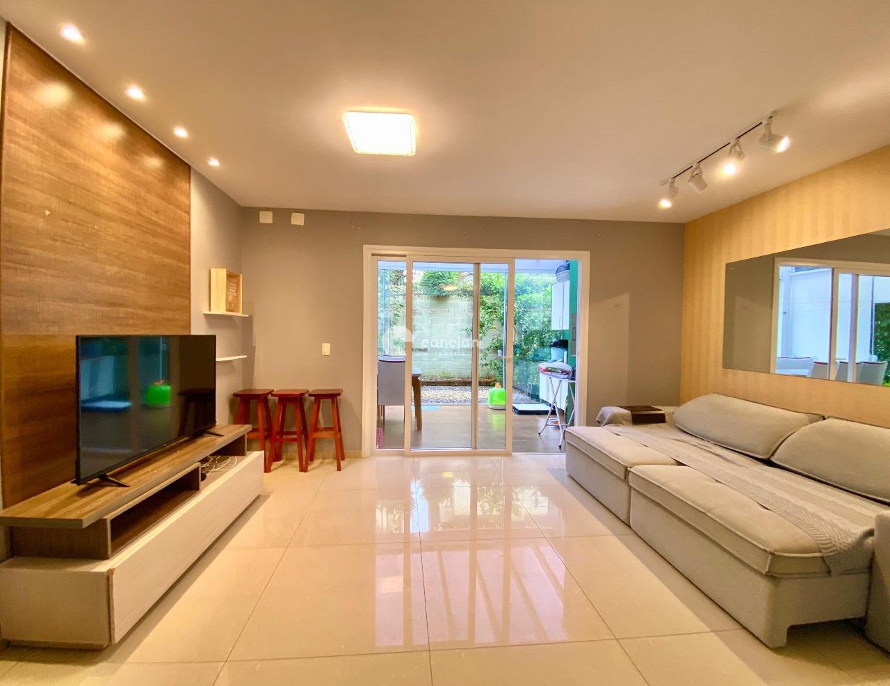 Casa de Condomínio à venda no São José: 