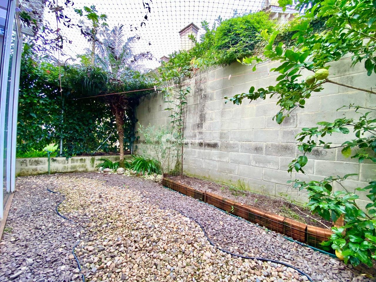 Casa de Condomínio à venda no São José: 