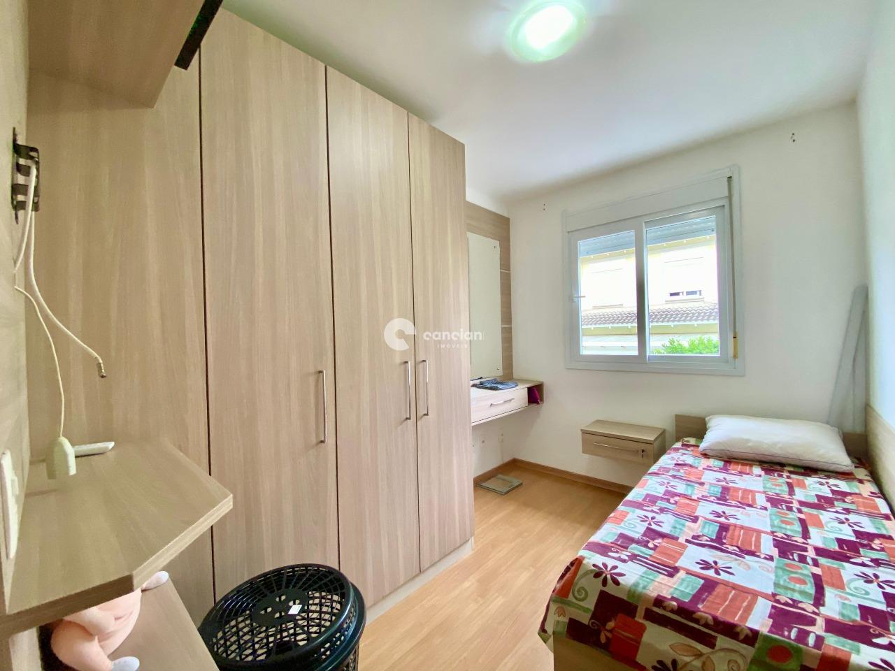 Casa de Condomínio à venda no São José: 