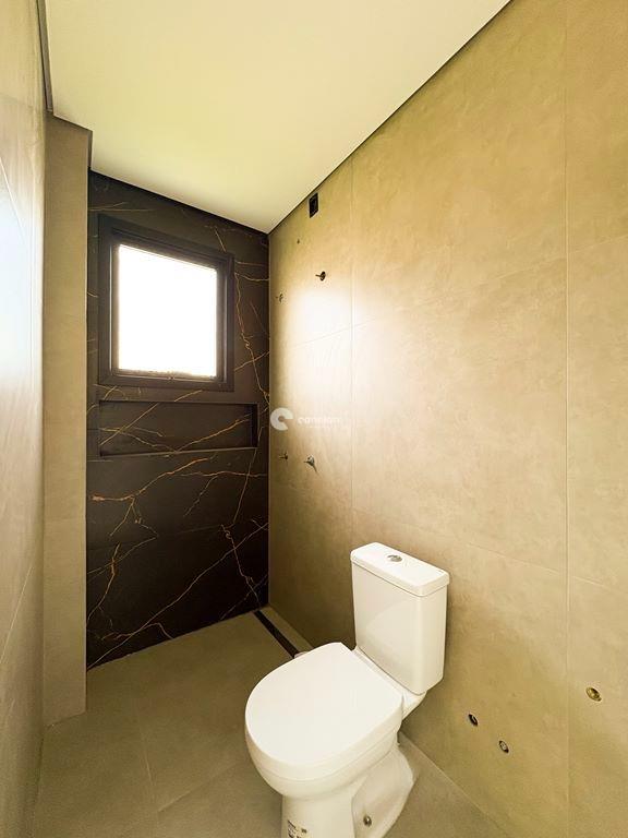 Casa à venda no Camobi: