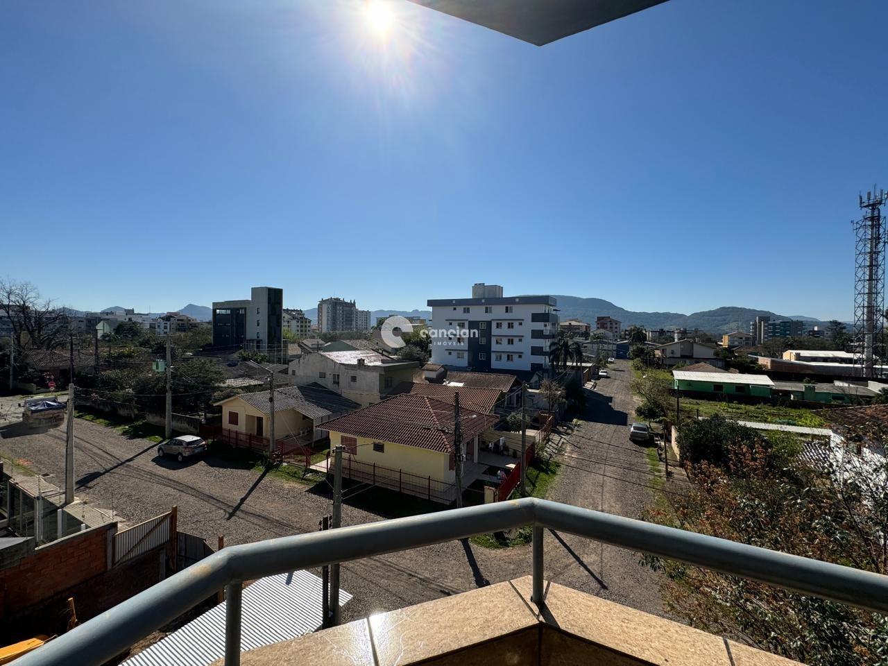 Cobertura à venda no Camobi: