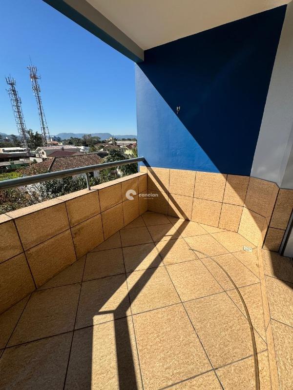 Cobertura à venda no Camobi: