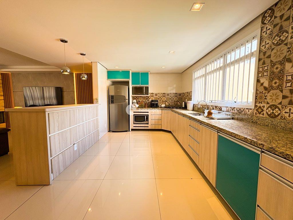 Casa à venda no Pinheiro Machado: 