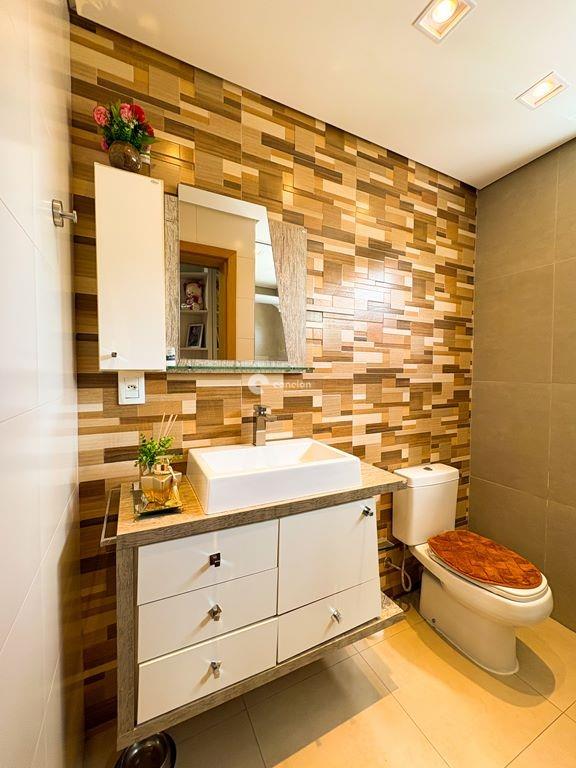 Casa à venda no Pinheiro Machado: 