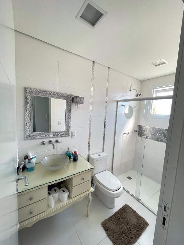 Casa de Condomínio à venda no São José: 