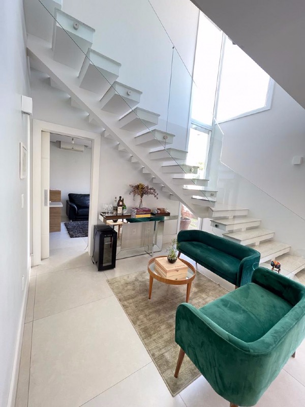 Casa de Condomínio à venda no São José: 