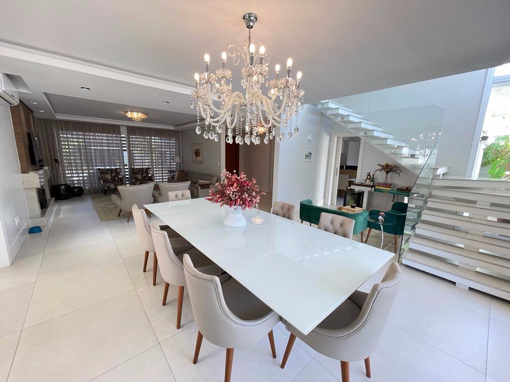 Casa de Condomínio à venda no São José: 