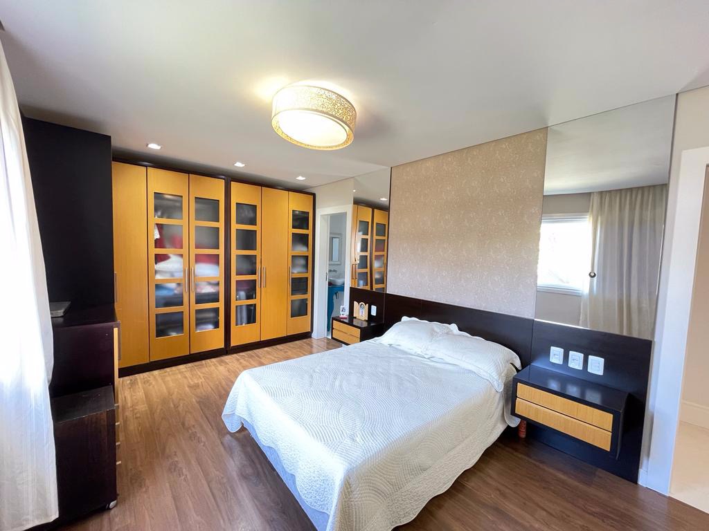 Casa de Condomínio à venda no São José: 