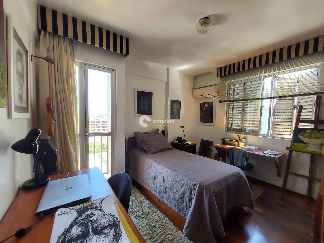 Cobertura à venda no Centro: 