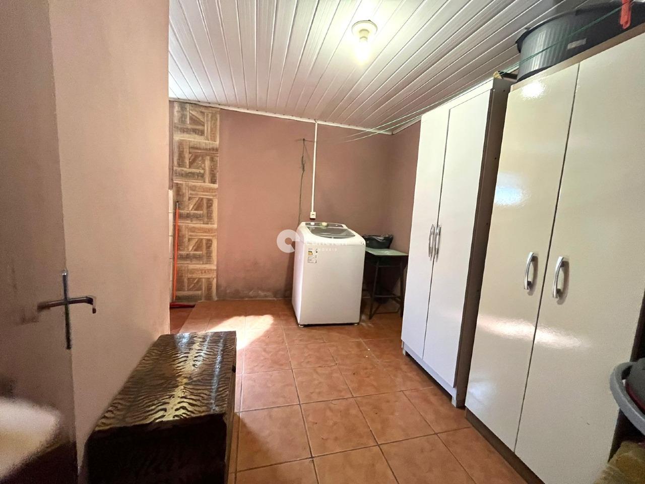 Casa à venda no Caturrita: 