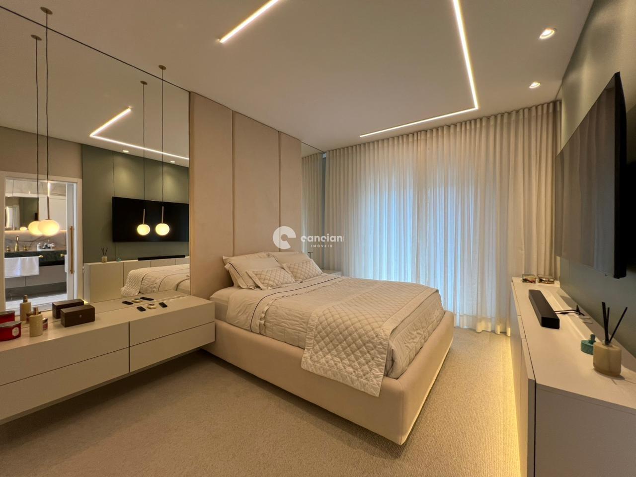 Casa de Condomínio à venda no Tomazetti: 