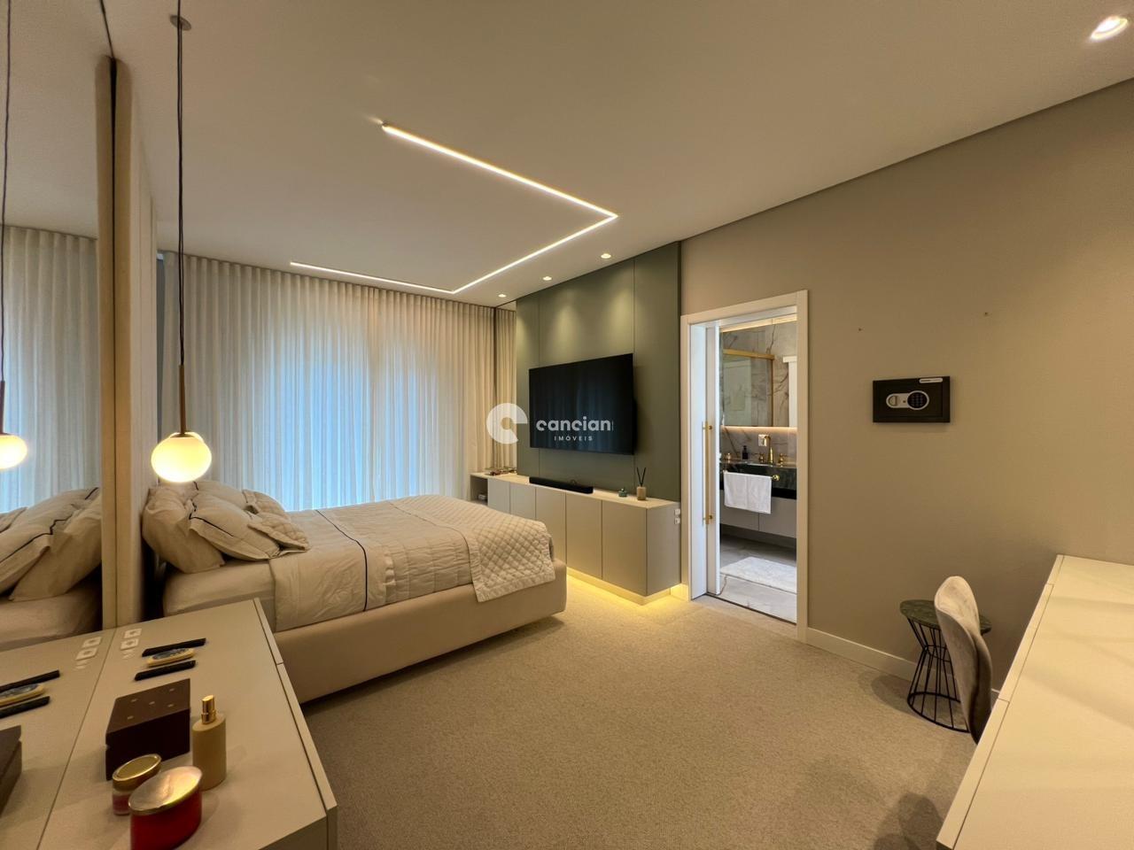 Casa de Condomínio à venda no Tomazetti: 