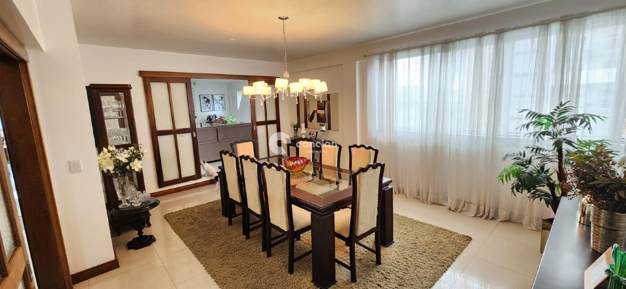 Cobertura à venda no Centro: