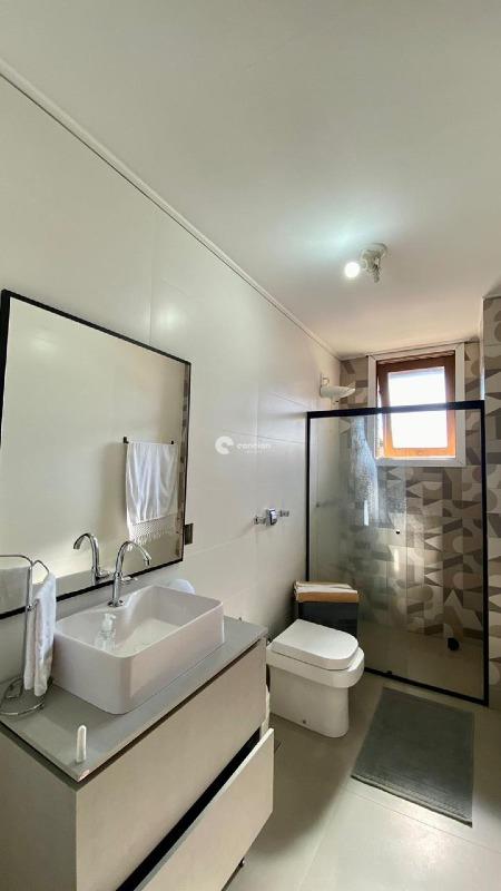 Apartamento à venda no Nossa Senhora Medianeira: Banheiro suíte 03