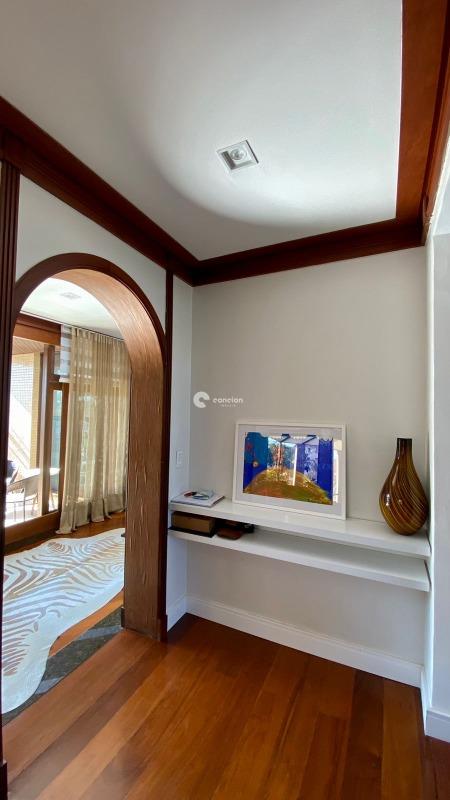 Apartamento à venda no Nossa Senhora Medianeira: Wall de entrada