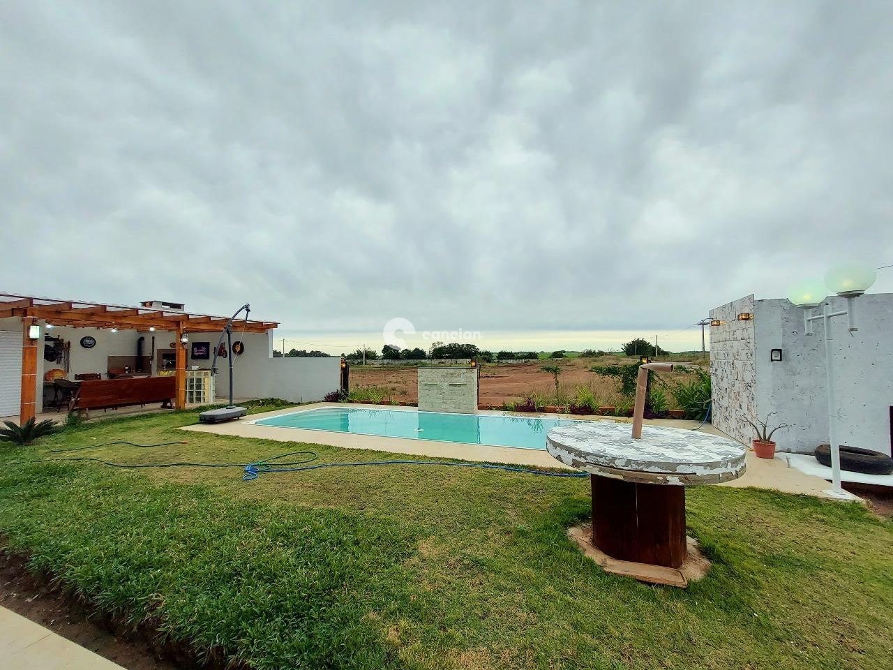 Casa de Condomínio à venda no Camobi: