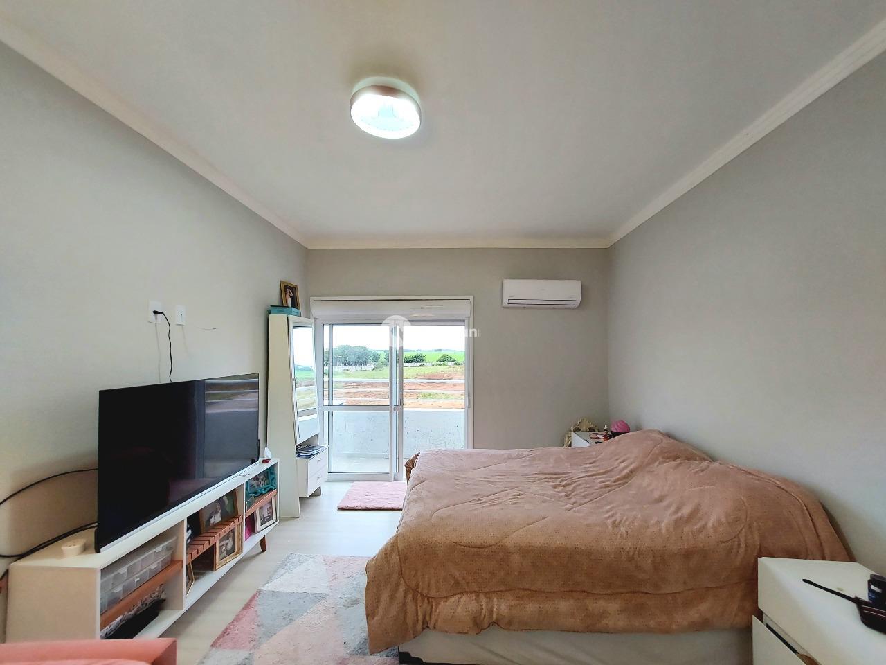 Casa de Condomínio à venda no Camobi: