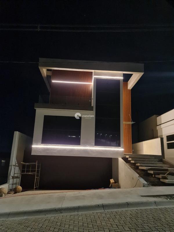 Casa de Condomínio à venda no Tomazetti: 