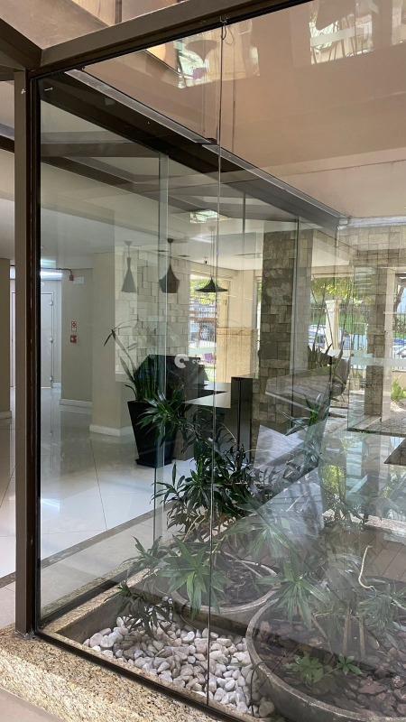 Apartamento à venda no Nossa Senhora de Lourdes: Hall de entrada do prédio!