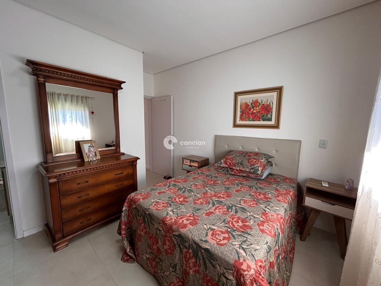 Casa à venda no Pinheiro Machado: