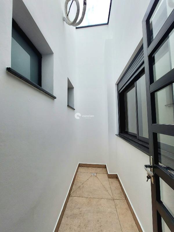 Casa à venda no Pinheiro Machado: