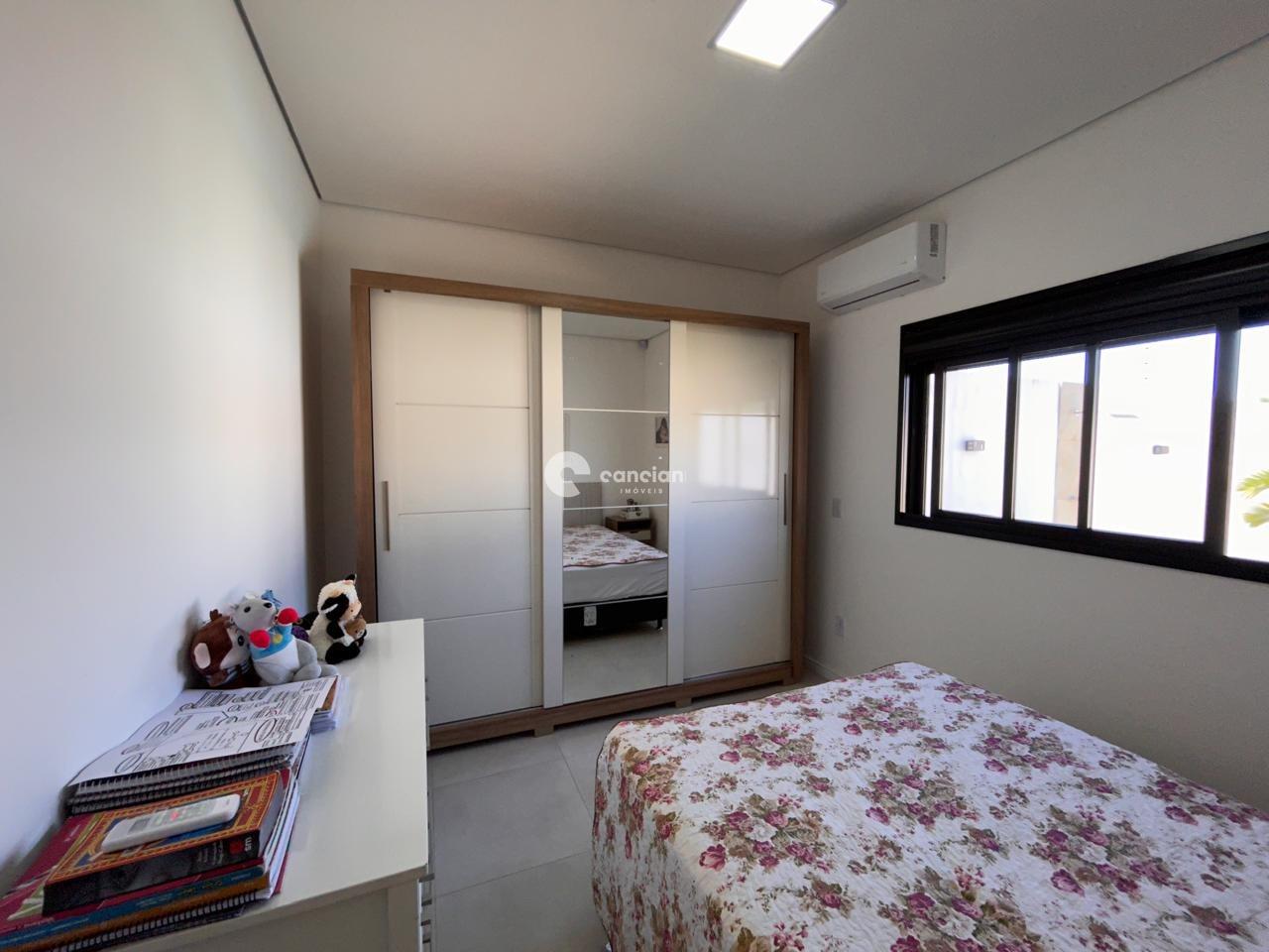 Casa à venda no Pinheiro Machado: