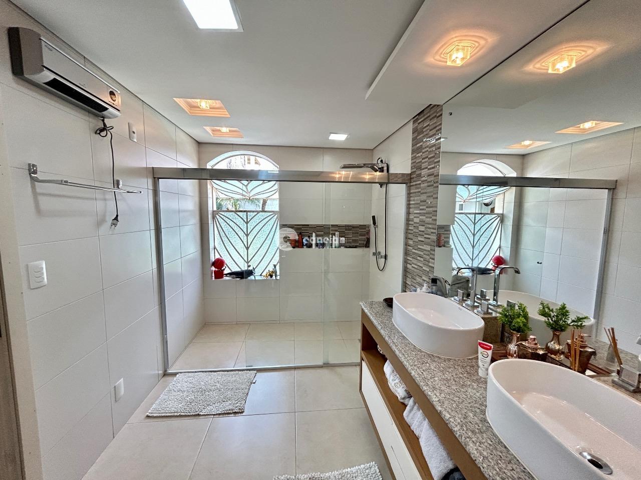 Casa à venda no Duque de Caxias: