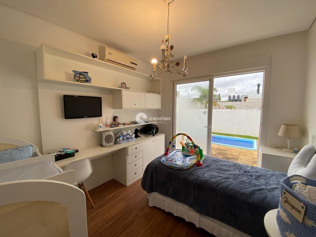 Casa de Condomínio à venda no Tomazetti: 