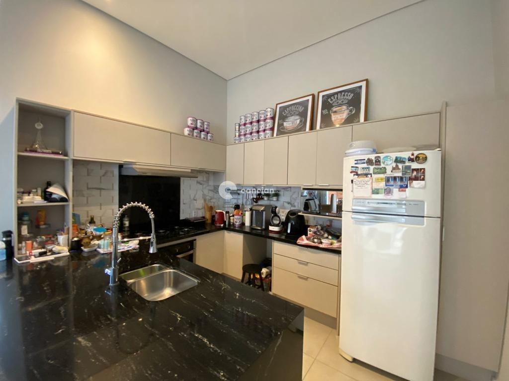 Casa de Condomínio à venda no Tomazetti: 